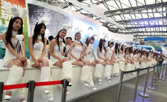 2011 ChinaJoy 美女如云 http://www.80-go.com/wp-content/uploads/2011/08/12.jpg