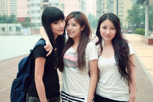 《青春期》DVD 迅雷下载 http://www.80-go.com/wp-content/uploads/2011/08/41.jpg